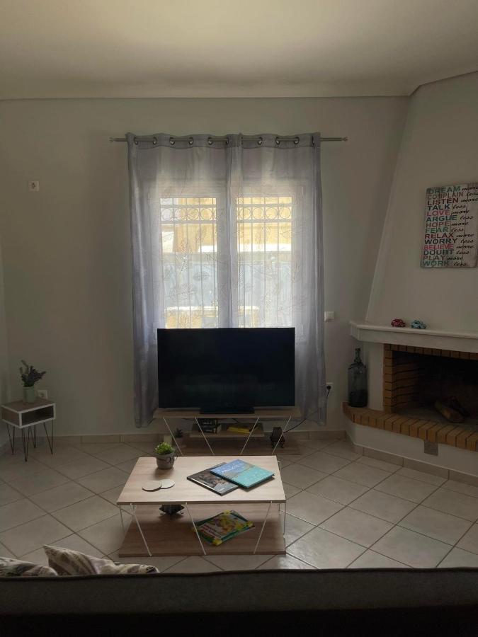 Hestia Airport House - Artemis Apartman Kültér fotó