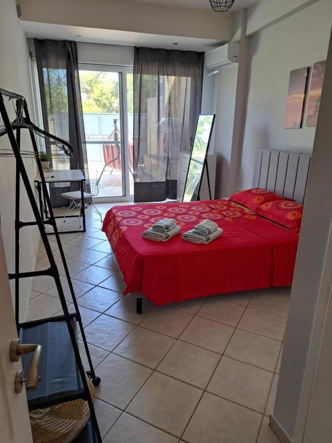 Hestia Airport House - Artemis Apartman Kültér fotó